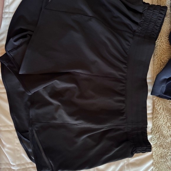Lululemon shorts size 14 - Picture 1 of 5